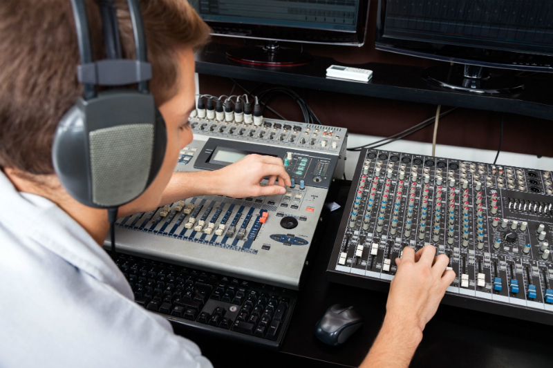 Choosing a Sound Production Company in Los Angeles